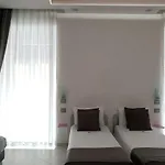 ヌヌ 4* ナポリ