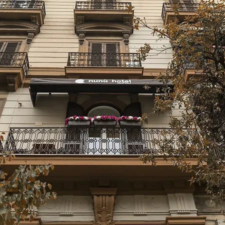 Nunu Hotel Neapol