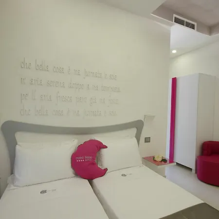 Hotel Nunu Neapol