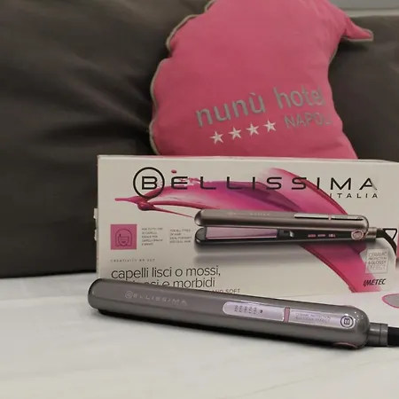 Nunu Hotell Neapel