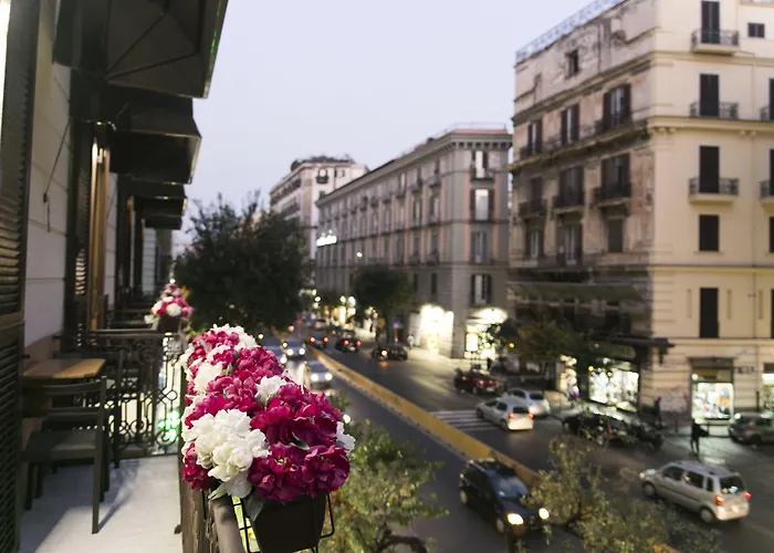 Nunu 4* Неаполь