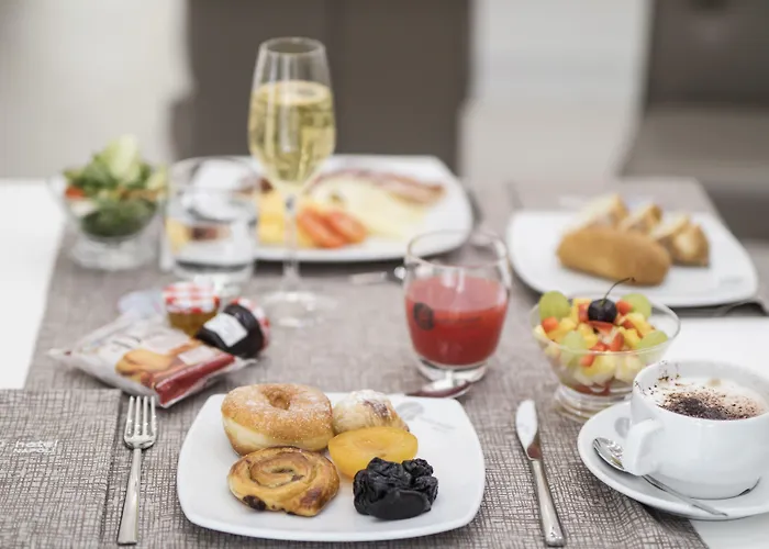 Nunu 4* Неаполь