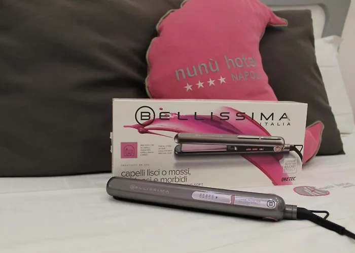 Nunu Отель Неаполь