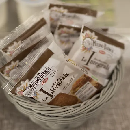 Nunu 4* נאפולי